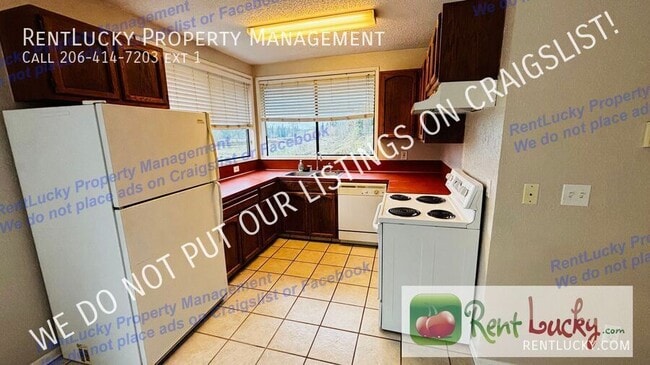 Building Photo - 25911 Old Lawson Rd