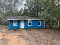 Building Photo - 565 Westwood St