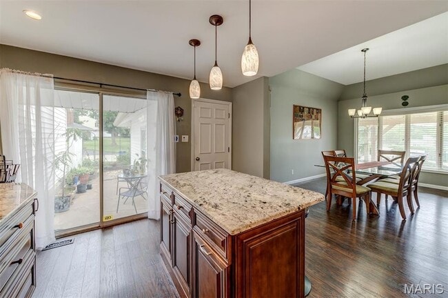 Building Photo - 14991 Broadmont Dr