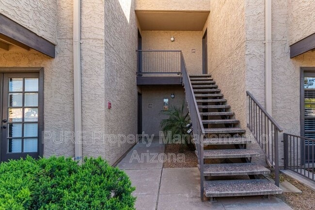 Building Photo - 5995 N 78th St