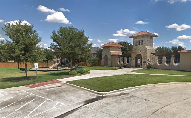 Building Photo - 213 Emerald Creek Dr