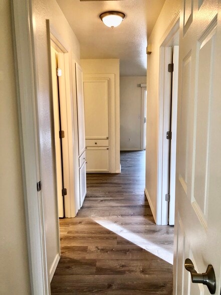 added storage in hallway - 550 Van Wey Cir