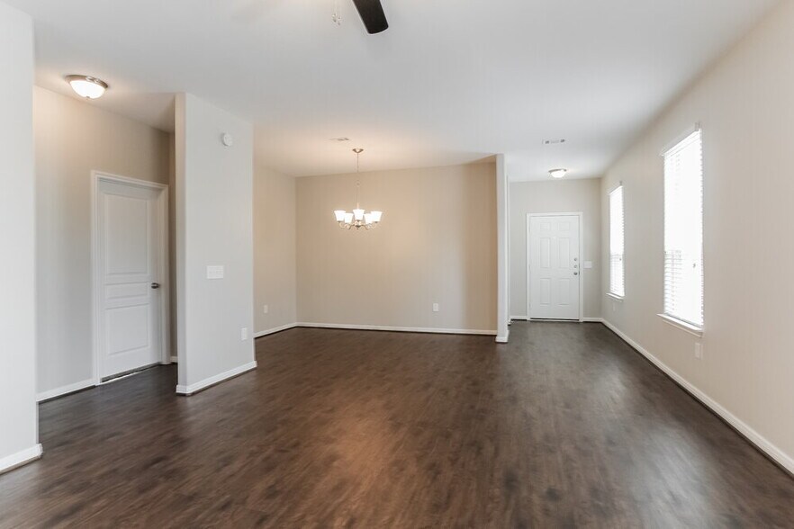 Building Photo - 10339 Dawson Hill Lane