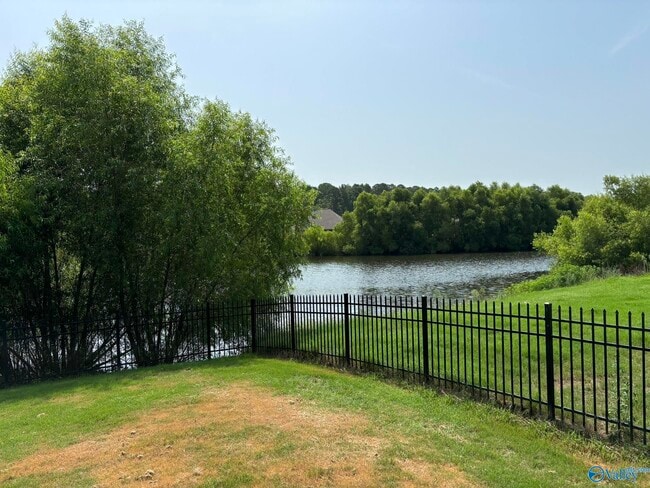 Building Photo - 127 Princewater Dr
