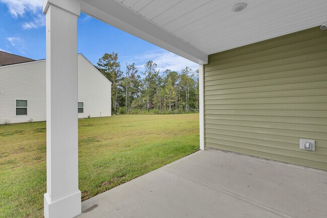 Building Photo - 233 Caribbean Village Dr