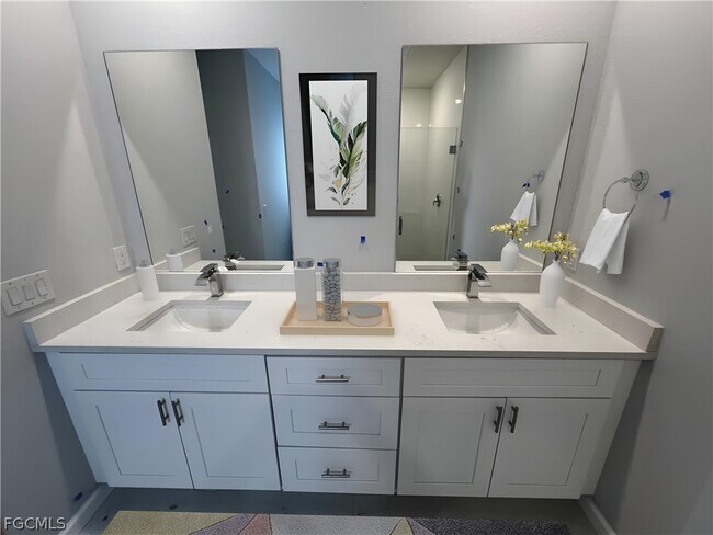 Building Photo - 520 NW 3rd Terrace