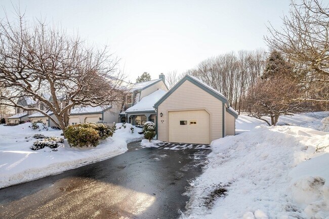 Building Photo - 67 Crystal Brook Way