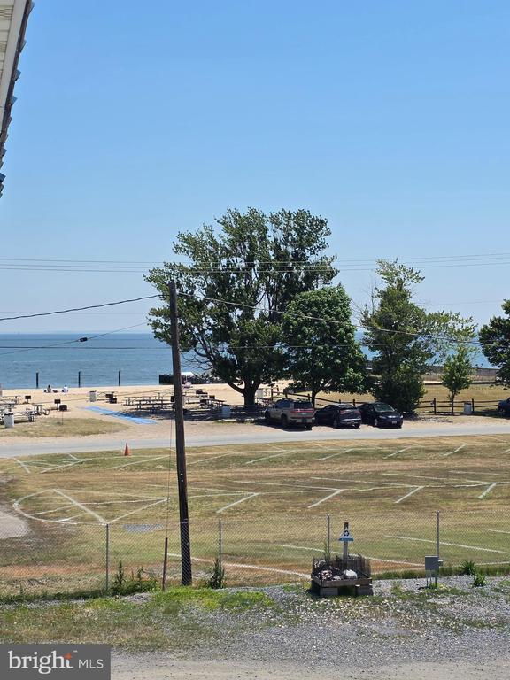 Building Photo - 5230 Breezy Point Rd