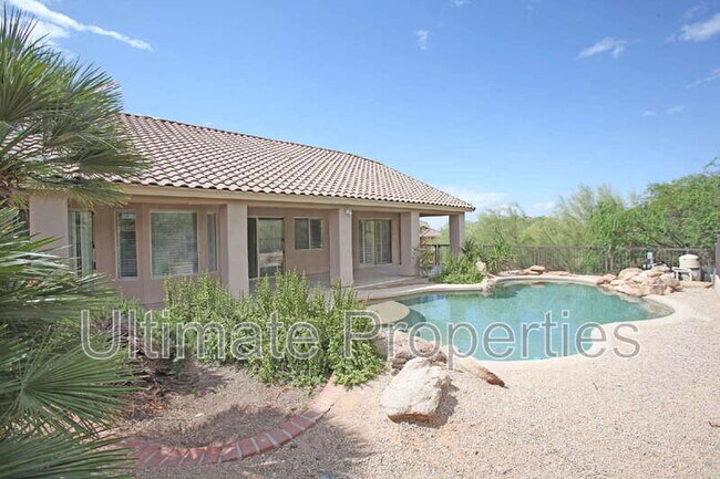 Building Photo - 13872 E Kalil Dr