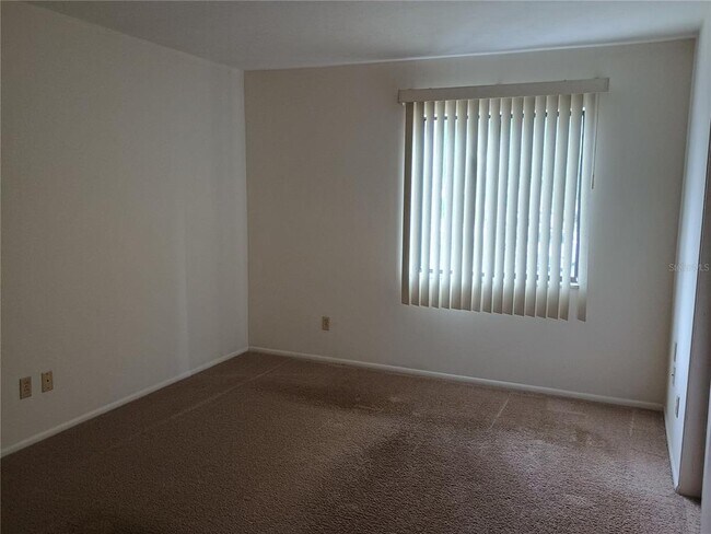 Building Photo - 175 Springwood Cir