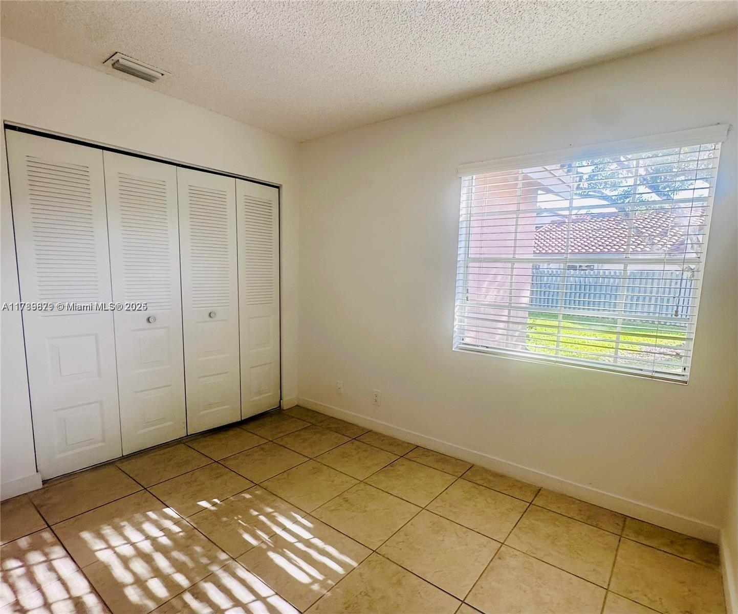 Building Photo - 1487 Springside Dr