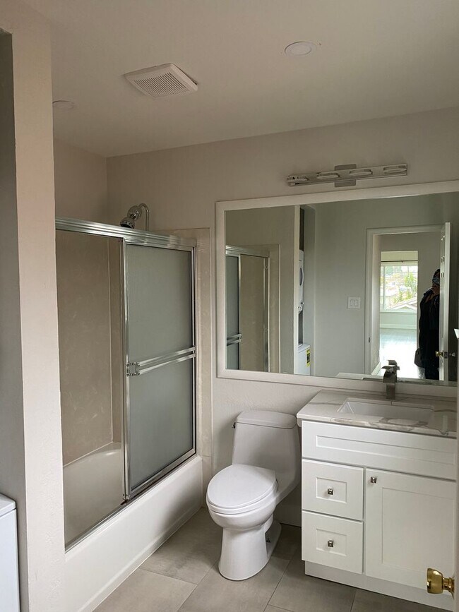 Building Photo - 3907-3909 Nevil