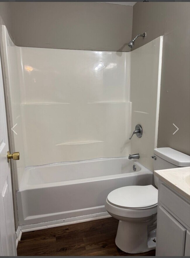 Building Photo - 4812-4814 Pawnee Trail