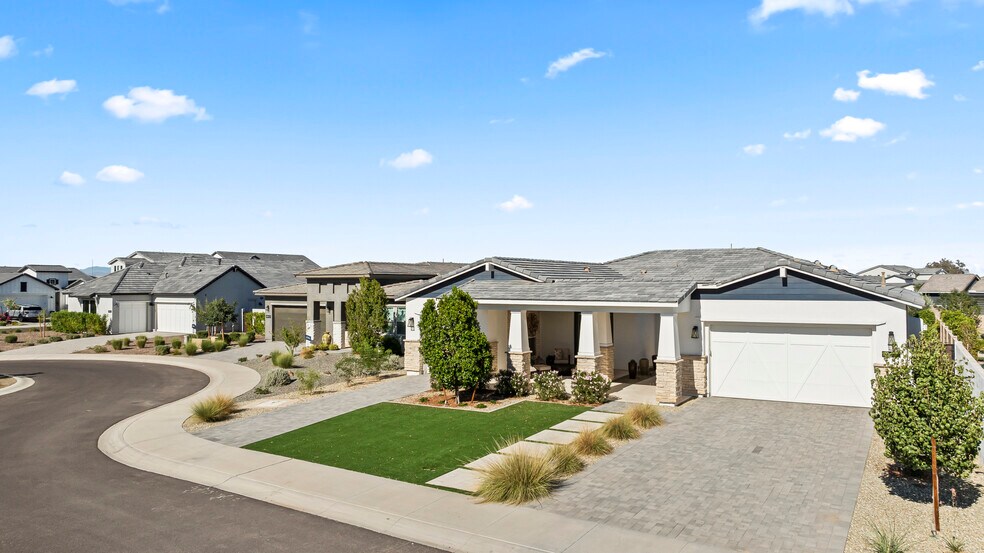 Building Photo - 10921 N Blakely St