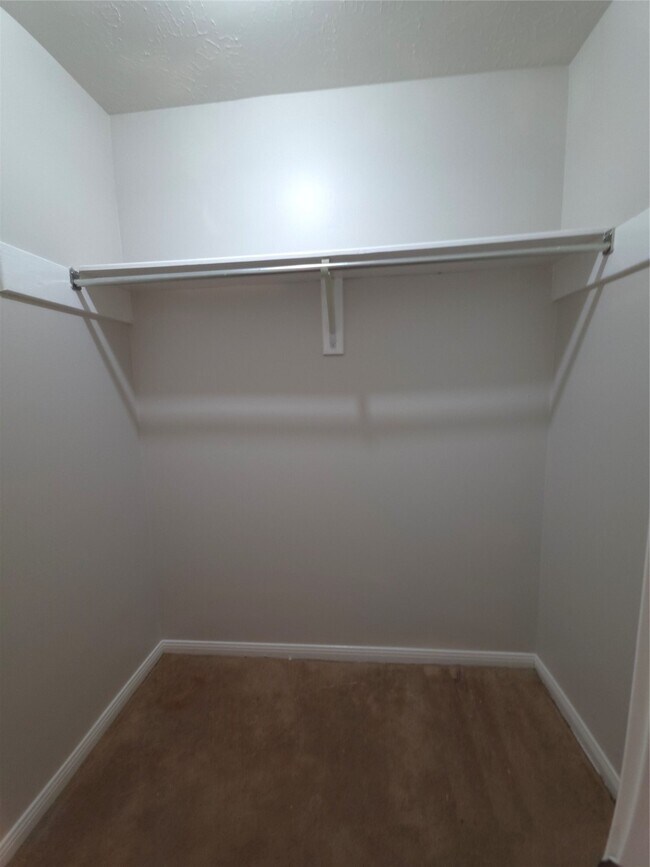 Building Photo - 12830 Careywood Dr