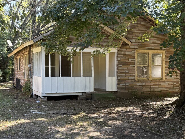 Primary Photo - 3903 Polk St