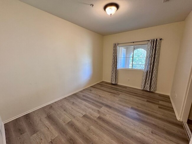 Building Photo - 1 bedroom Murrieta condo for LEASE with a ...