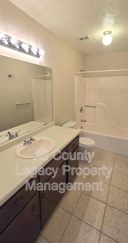 Building Photo - 1901 Patterson Ct