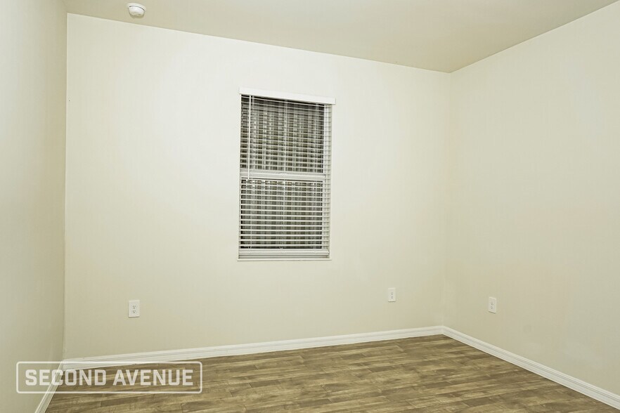 Building Photo - 4737 Manila Ave