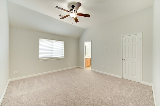 Building Photo - 5015 Shale Grove Ct