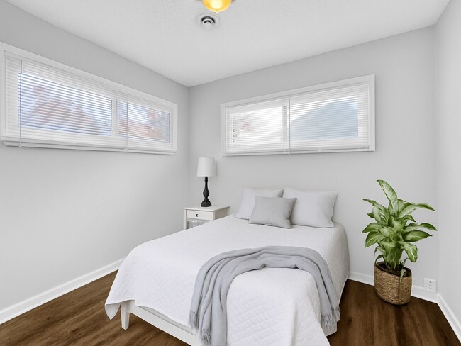 Building Photo - Spacious 4 Bed,1 Bath Home in Kansas City