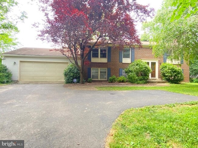 Primary Photo - 12676 Magna Carta Rd