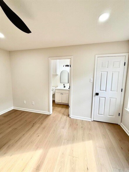 Building Photo - 506 Waymack Cove