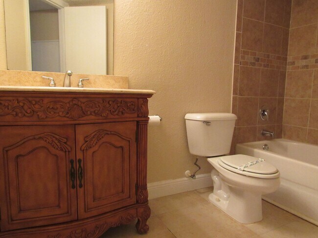 Building Photo - 12601 Equestrian Cir