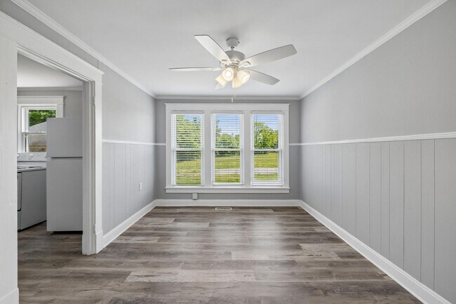 Building Photo - 2547 Bearwallow Rd