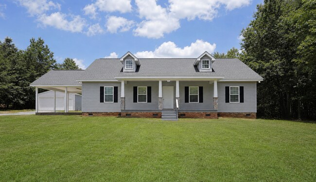 Building Photo - 8303 Macedonia Church Rd