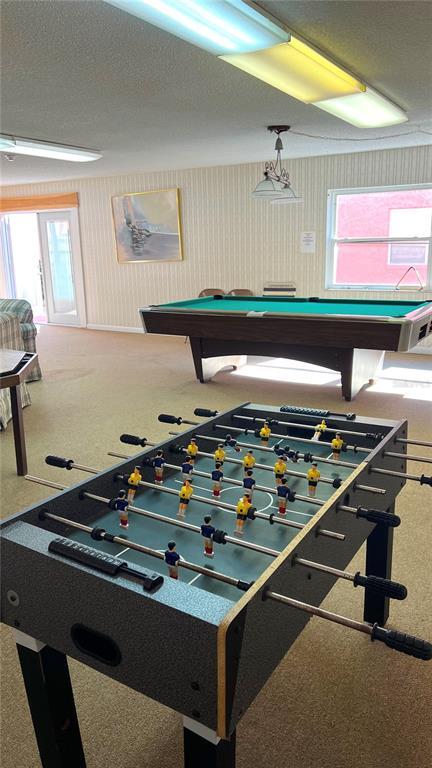 Building Photo - 257 SW Lincoln Cir N