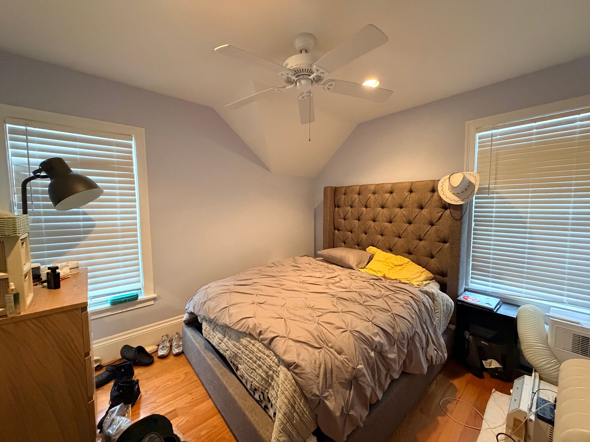 Building Photo - 341 Linwood Ave