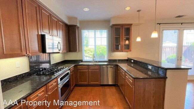 Building Photo - 4 br, 2.5 bath House - 3946 Hidden Grove Ln.