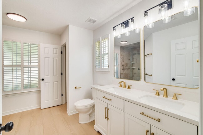 Building Photo - 145 Bayou Landing Rd