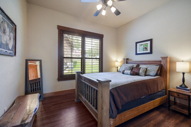 Building Photo - 7221 Trident-SI ID1521782P