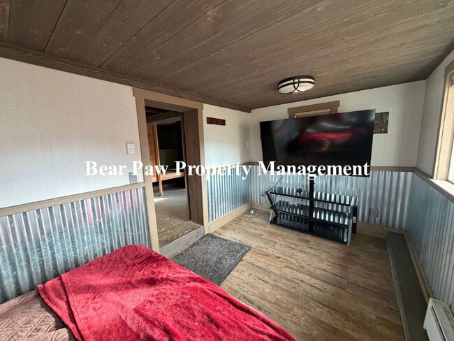 Building Photo - "Charming 2-Bedroom in Idledale!"