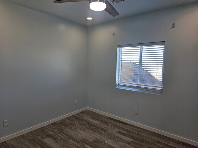 Building Photo - New San Luis AZ Rental with landscaping and fenced lot - 3 Bedrooms