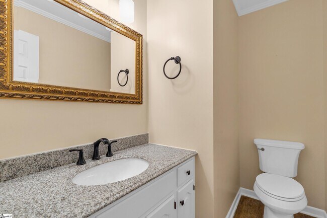 Building Photo - 125 River Way Dr