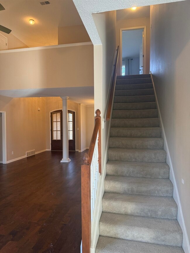 Building Photo - 455 Hunters Mill Cove