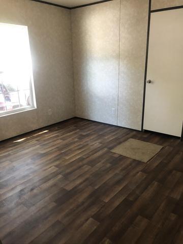 Building Photo - 60 Bayou Dr