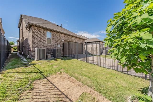 Building Photo - 8075 Sunflower Ln