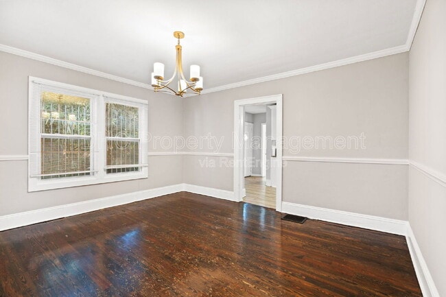 Building Photo - 76 Burbank Dr NW