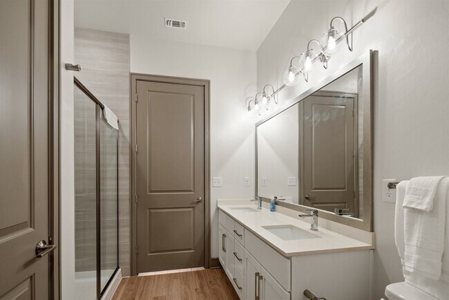 Building Photo - 8890 Founders Square Dr