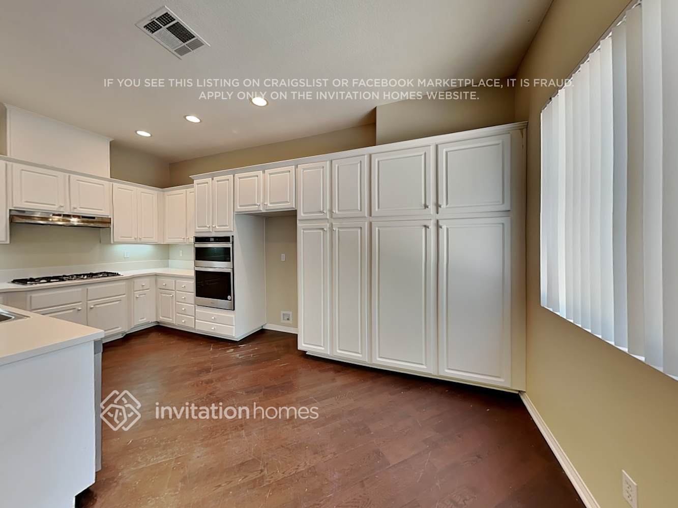 Building Photo - 28315 Hidden Hills Dr