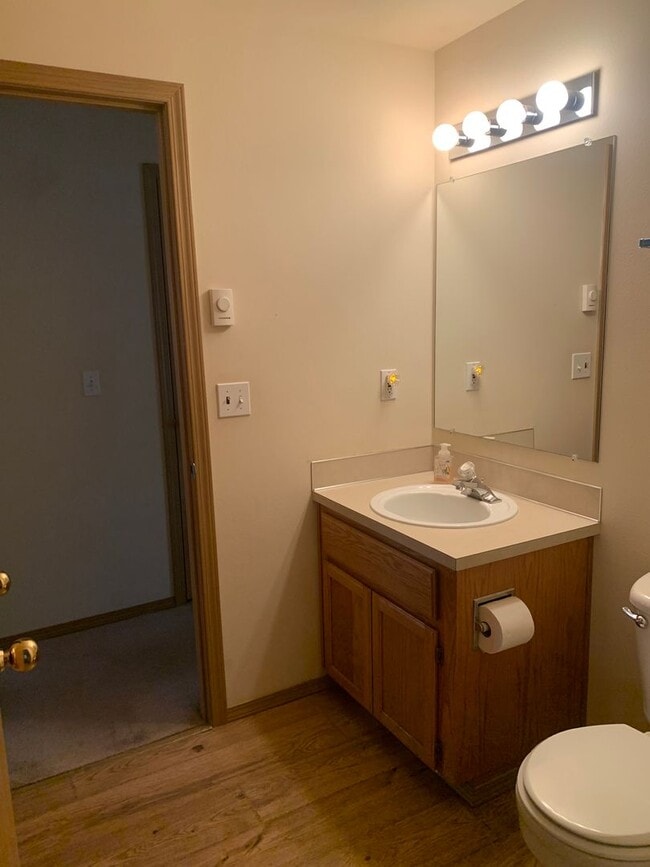 Building Photo - Splendid 3-bdr/2.5 bath home in the beautiful Buck Run Community in Sisters, OR!