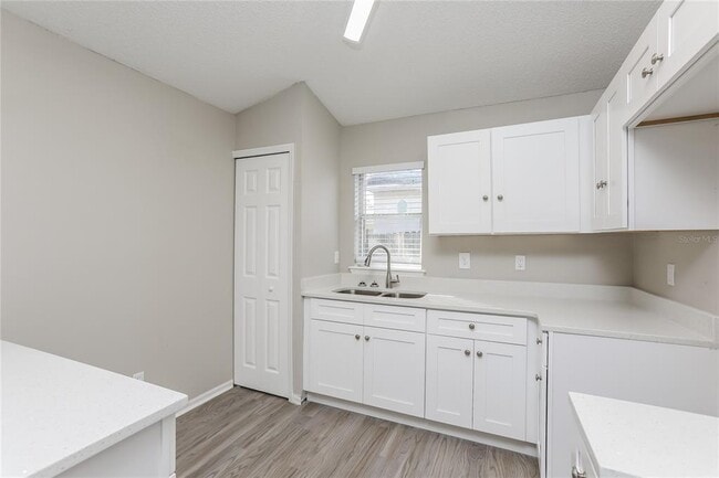 Building Photo - 6250 Kaieteur Ln