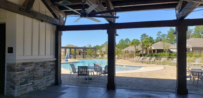 Building Photo - 3998 Whitetail Ln