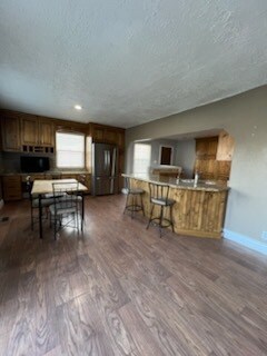 Building Photo - 74 W Plum St