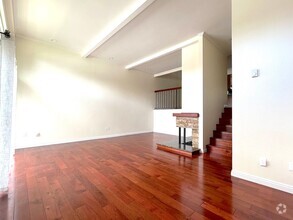 Building Photo - Spacious 3-Bedroom Condo for Rent in UTC –...