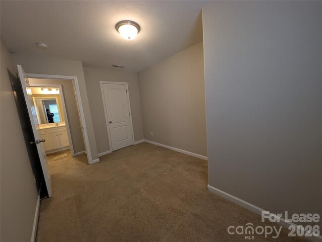 Building Photo - 8419 Candlenut Ln